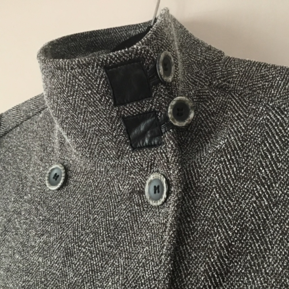 Jacket - Picture 4 of 4